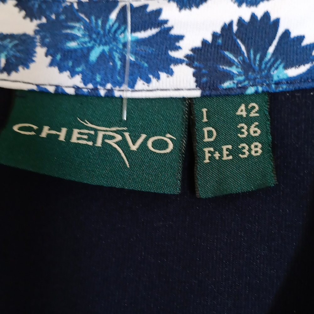 NEW! CHERVO GOLF TOP..VALDERRAMA INSIGNIA..SIZE 42 - Picture 5 of 7
